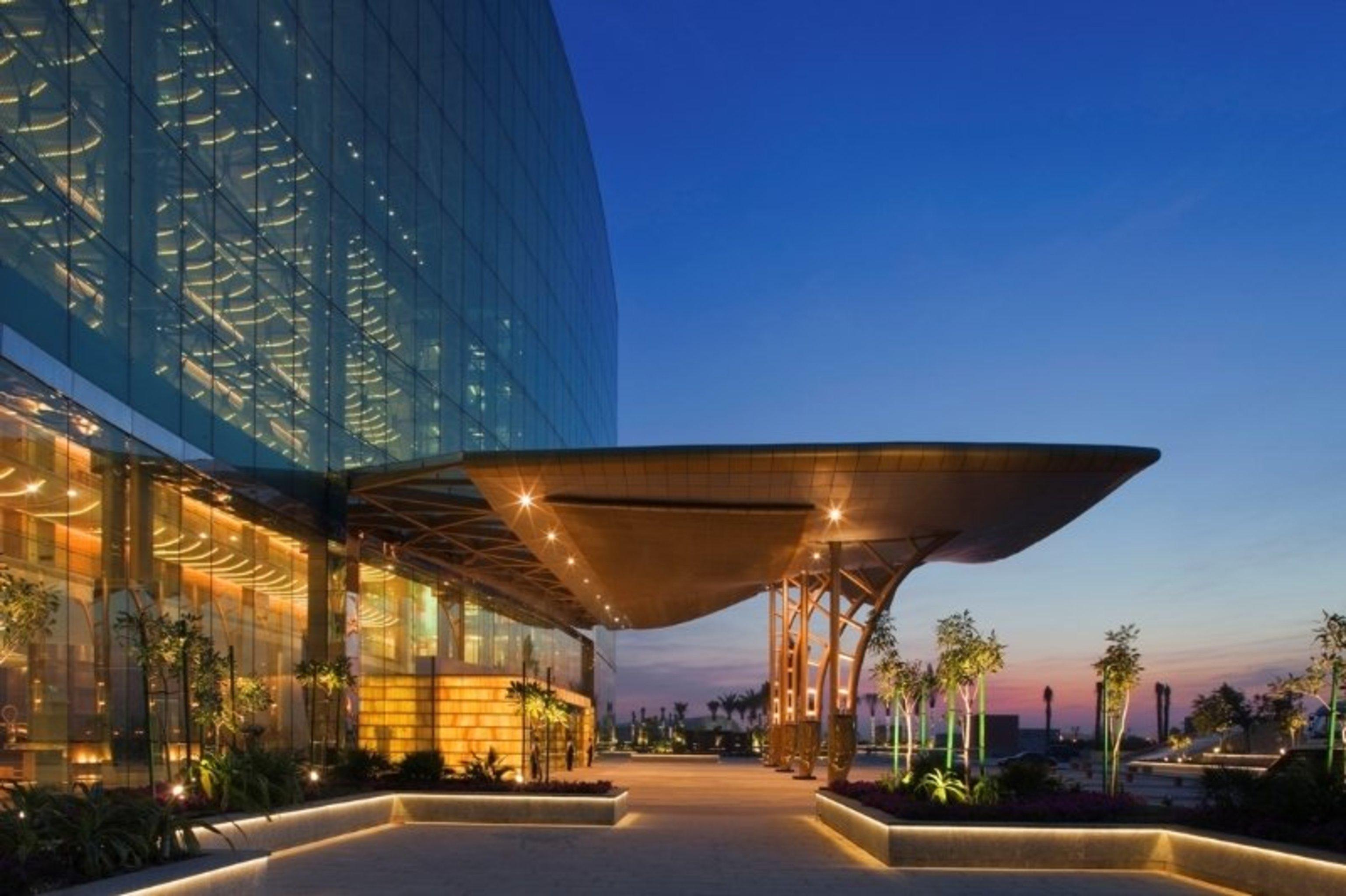 The Meydan Hotel Dubai Exterior photo